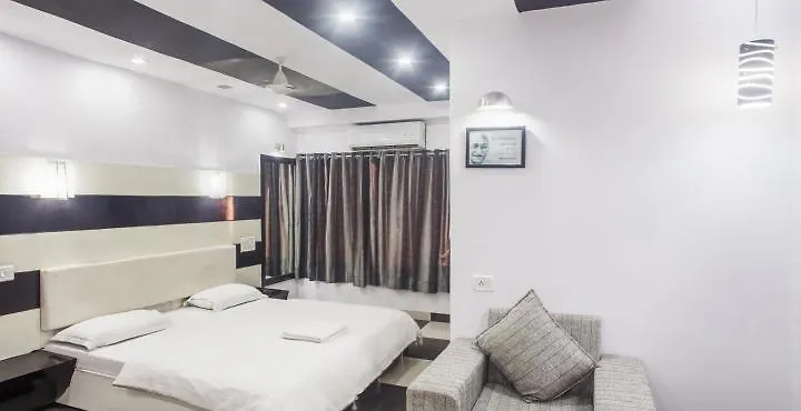 אודייפור Hotel The Space 3*,